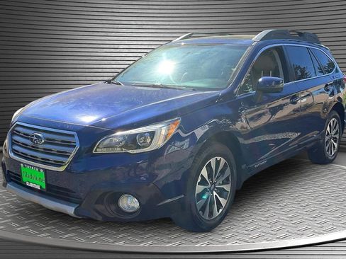 Used 2015 Subaru Outback 2.5i Limited image 3