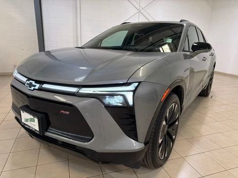 Used 2024 Chevrolet Blazer EV RS AWD/4WD image 2