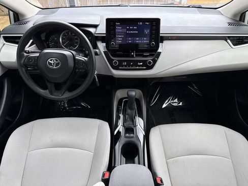 Used 2022 Toyota Corolla LE FWD image 19