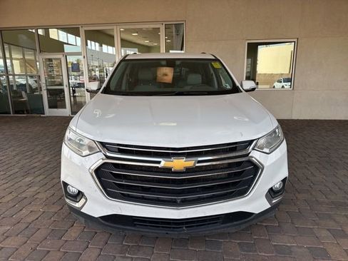 Used 2020 Chevrolet Traverse LT w/ LT Premium Package image 8