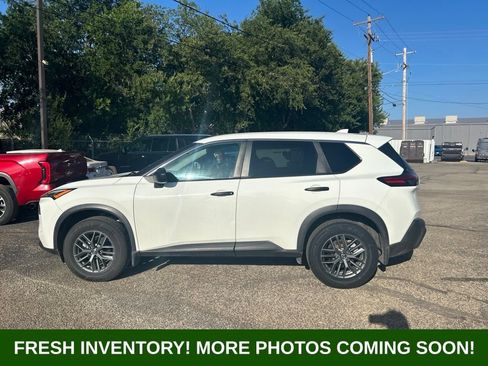 Used 2021 Nissan Rogue S FWD image 5