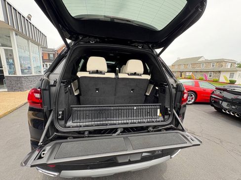 Used 2019 BMW X7 xDrive40i w/ Luxury Seating Package AWD/4WD image 39