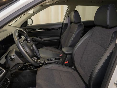 Used 2025 Kia Seltos S image 10