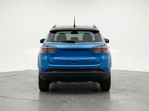 Used 2025 Jeep Compass Limited image 7