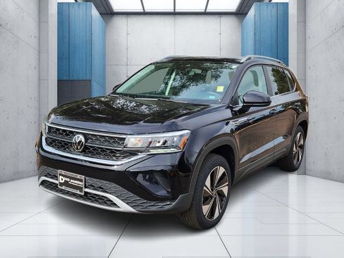 Used 2024 Volkswagen Taos SE image 26