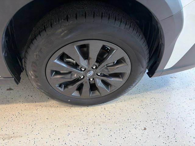 Used 2025 Subaru Outback Onyx Edition AWD/4WD image 10