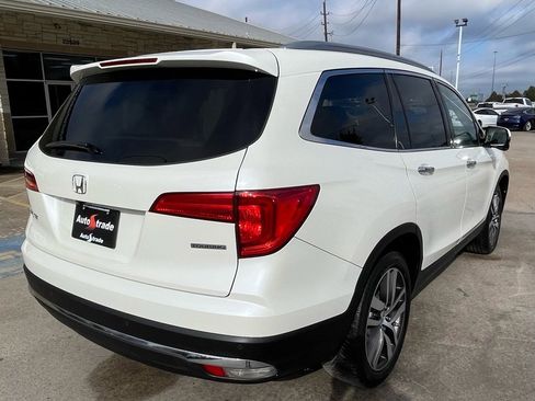 Used 2016 Honda Pilot Touring image 4