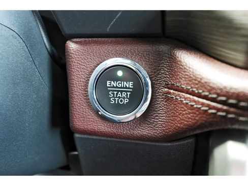 Used 2024 Ford Expedition Max Limited image 29