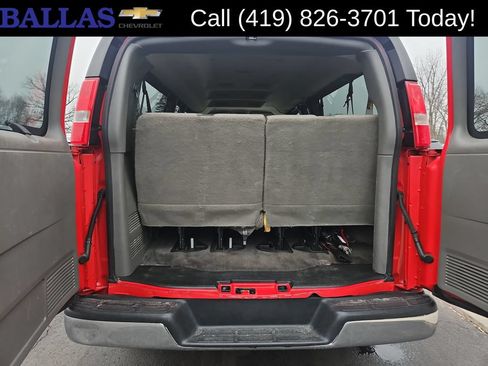 Certified 2016 Chevrolet Express 3500 LT w/ LT Preferred Equipment Group RWD image 27