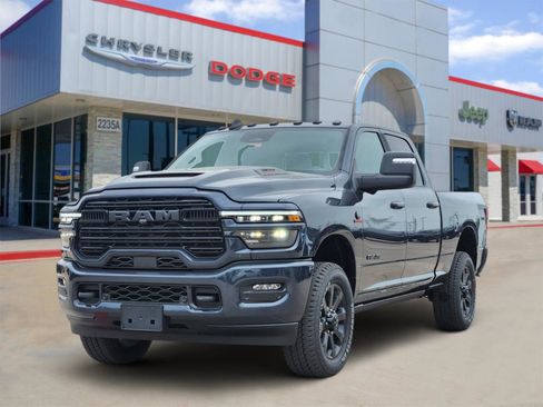 New 2026 RAM 2500 Laramie AWD/4WD image 2