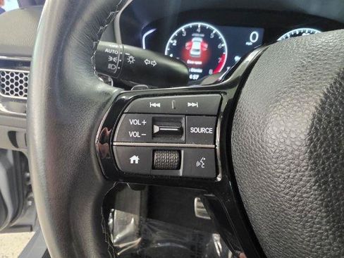 Used 2025 Honda Civic Sport image 11