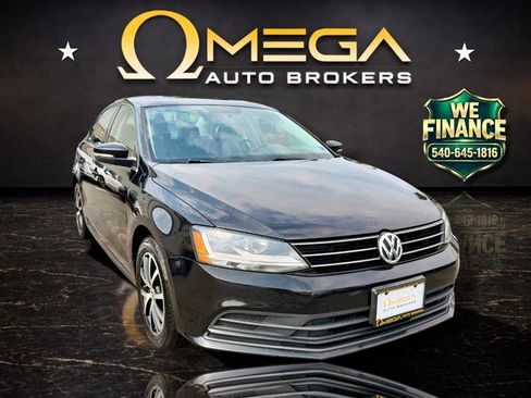 Used 2017 Volkswagen Jetta SE FWD image 1