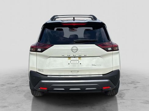 Certified 2023 Nissan Rogue SL w/ SL Premium Package AWD/4WD image 4