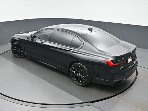 Used 2022 BMW 750i xDrive w/ Executive Package image 36