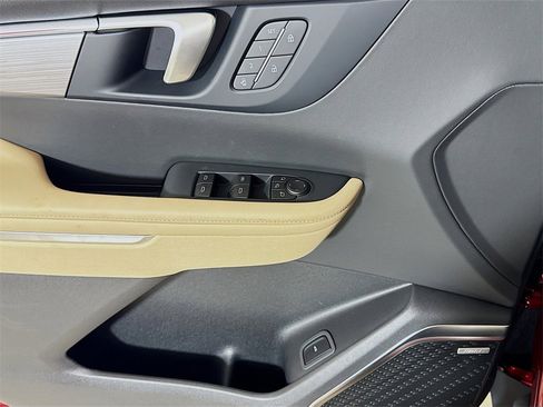 New 2026 Buick Enclave Preferred w/ Power Package image 16