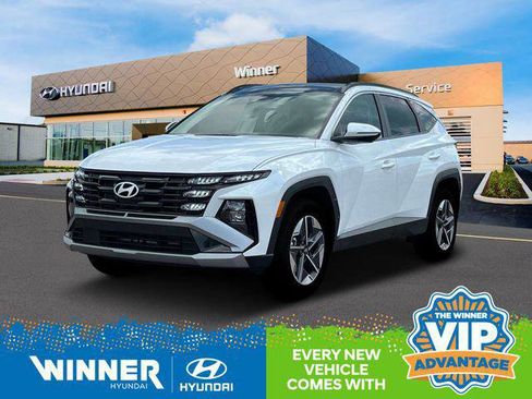 New 2025 Hyundai Tucson SEL image 1