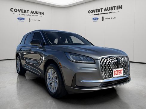 Used 2024 Lincoln Corsair FWD image 7