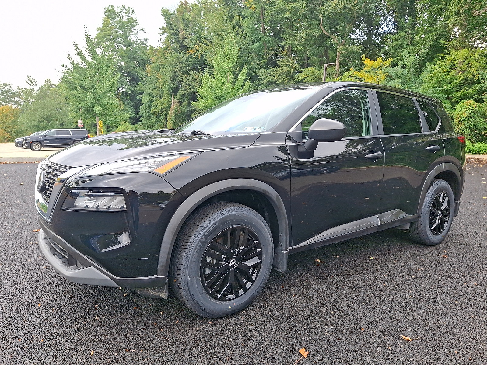 Certified 2023 Nissan Rogue S AWD/4WD image 3