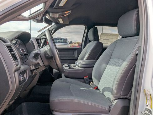 New 2025 RAM 2500 Tradesman image 15