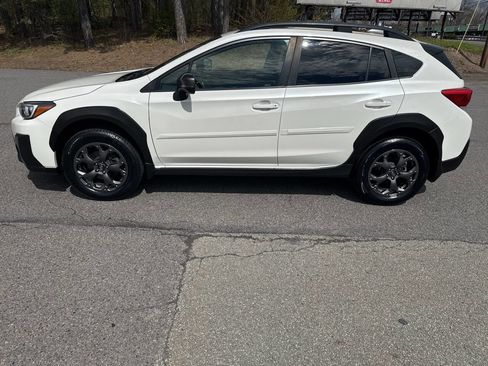 Used 2021 Subaru Crosstrek 2.5i Sport w/ Moonroof Package AWD/4WD image 6