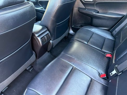 Used 2015 Toyota Camry XLE w/ Advanced Technology Package FWD image 12