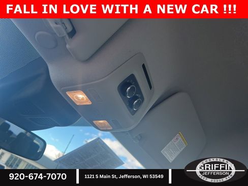 Used 2021 Ford Transit 350 XLT image 19