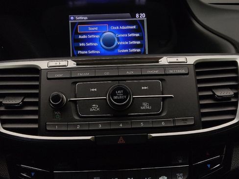 Used 2017 Honda Accord LX image 25