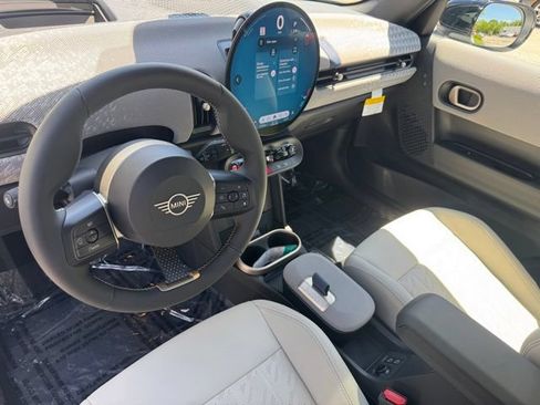 New 2026 MINI Cooper 4-Door Hardtop FWD image 17