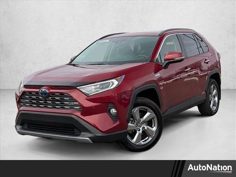 Used 2020 Toyota RAV4 Limited image 1