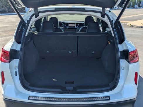 Used 2021 INFINITI QX50 Essential w/ Convenience Package image 10