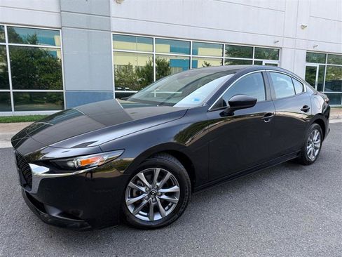 Used 2021 MAZDA MAZDA3 s FWD image 2