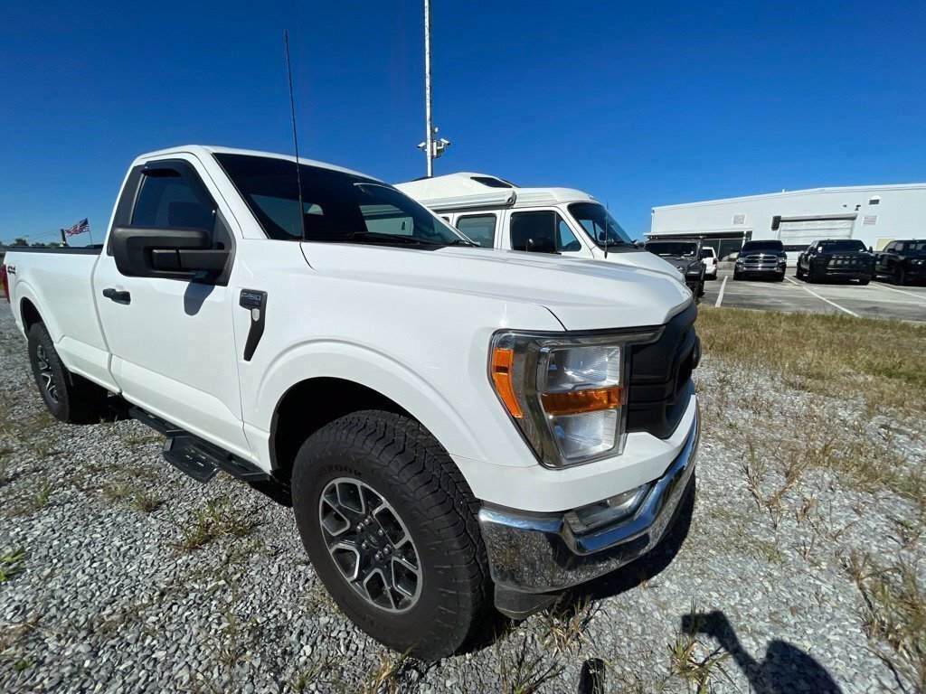Used 2022 Ford F150 XL w/ Equipment Group 101A High AWD/4WD image 8