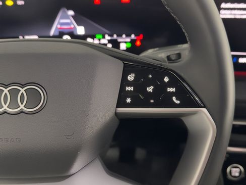 Used 2025 Audi Q5 Premium Plus w/ Premium Plus image 22