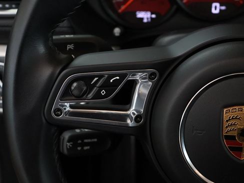 Used 2022 Porsche 718 Boxster RWD image 24