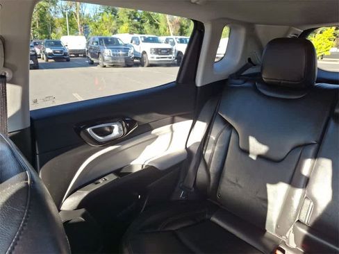 Used 2022 Jeep Compass Limited w/ Elite Group image 12