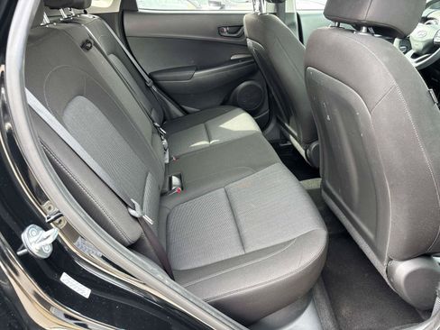 Used 2023 Hyundai Kona SEL AWD/4WD image 13