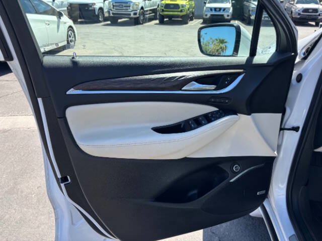 Used 2022 Buick Enclave Avenir w/ Avenir Technology Package AWD/4WD image 10