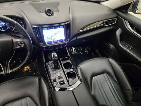 Certified 2022 Maserati Levante GT AWD/4WD image 22