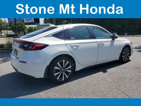 Used 2023 Honda Civic EX-L image 6