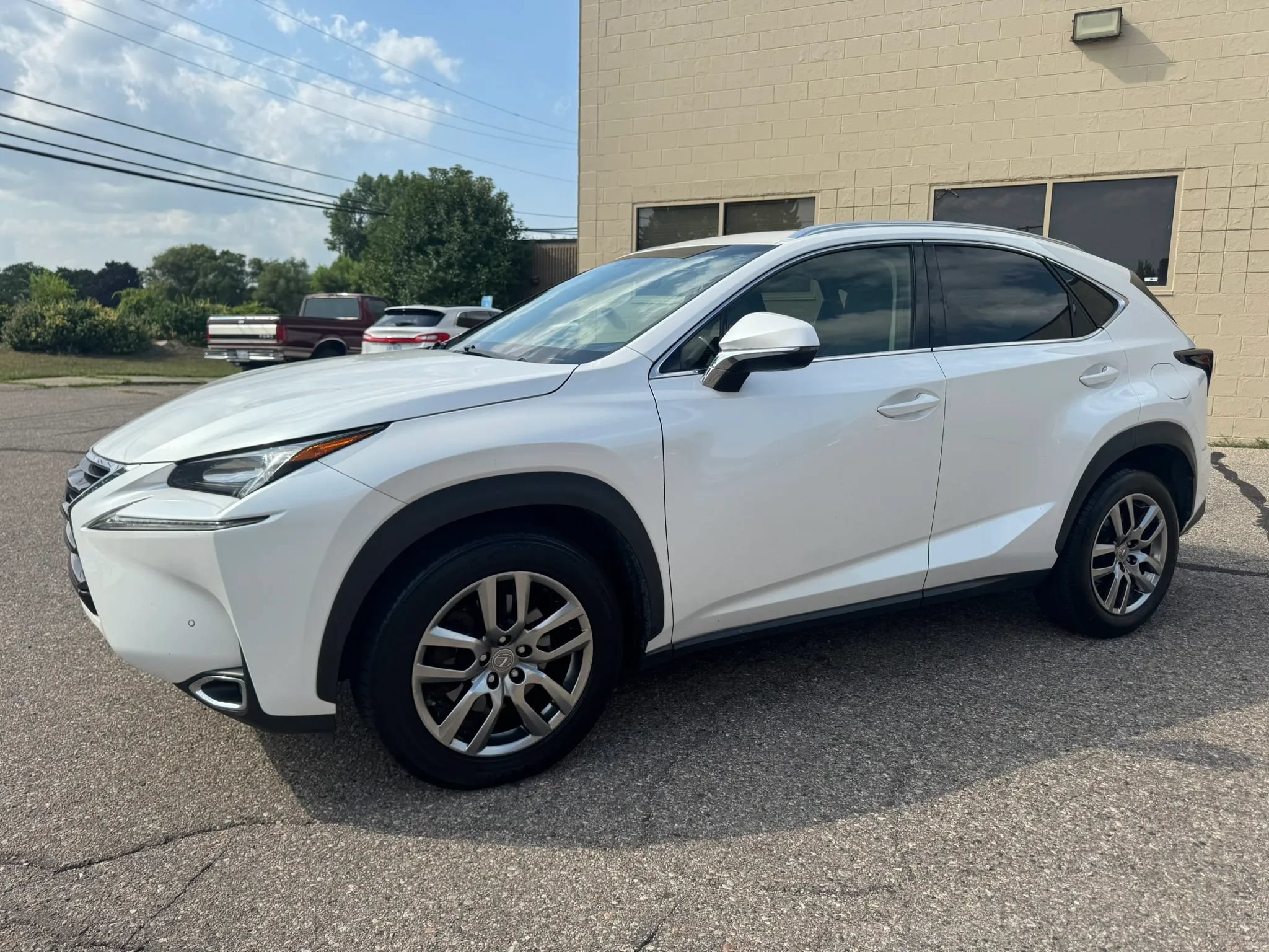 Used 2015 Lexus NX 200t AWD w/ Premium Package image 4