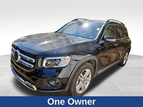 Used 2020 Mercedes-Benz GLB 250 w/ Driver Assistance Package image 2