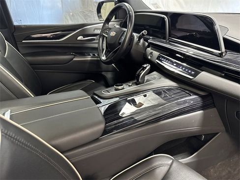 Used 2022 Cadillac Escalade Sport w/ Touring Package image 36