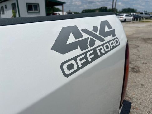 Used 2018 RAM 3500 Tradesman w/ Chrome Appearance Group AWD/4WD image 25