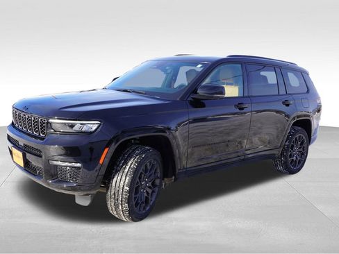 Certified 2024 Jeep Grand Cherokee L Summit w/ High Altitude Package image 12