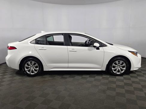 Used 2026 Toyota Corolla LE FWD image 10