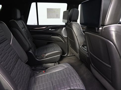 Certified 2023 Cadillac Escalade Sport Platinum image 18