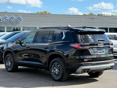 Used 2025 GMC Acadia Elevation image 49