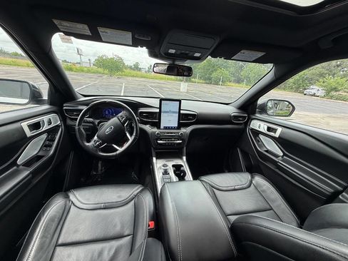 Used 2020 Ford Explorer ST w/ Premium Technology Package AWD/4WD image 37