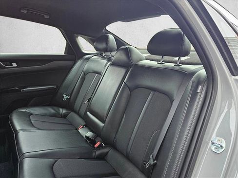 Used 2022 Kia K5 GT-Line image 16