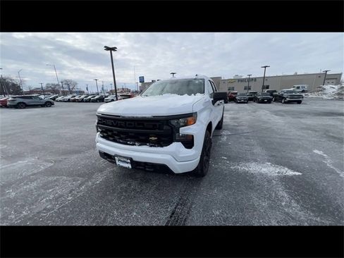Certified 2022 Chevrolet Silverado 1500 Custom image 3